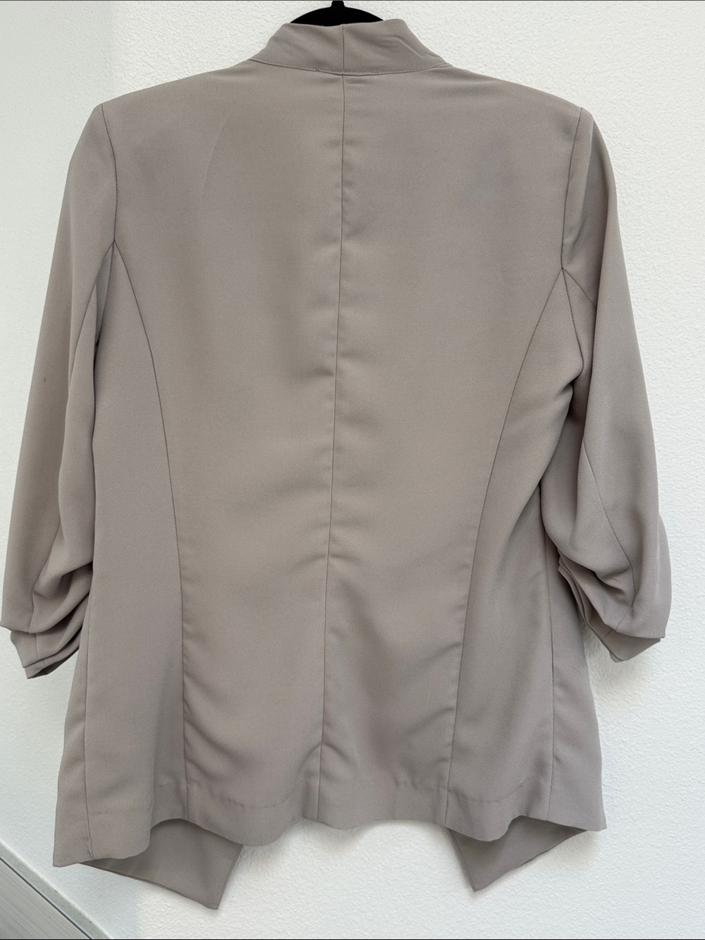 Maison d'Amelie Paris Women's Gray Jacket Blazer with rouse sleeves pockets XS - Picture 4 of 6
